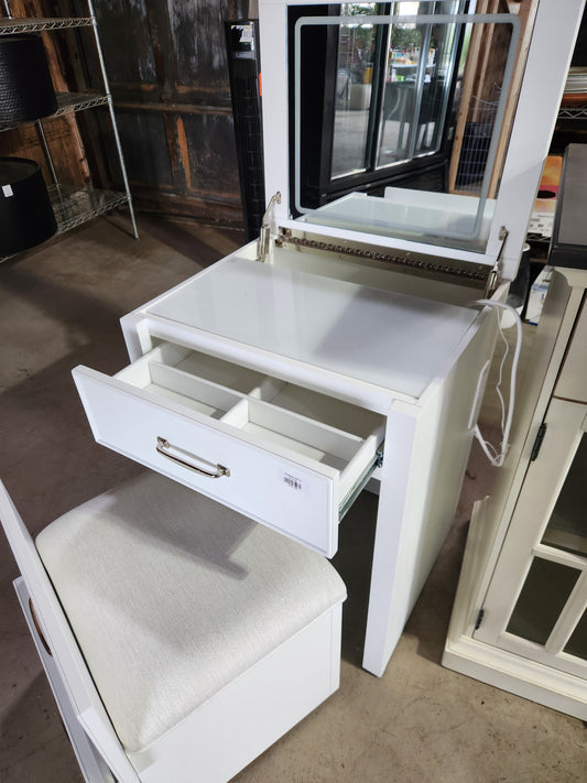 Odessa Vanity