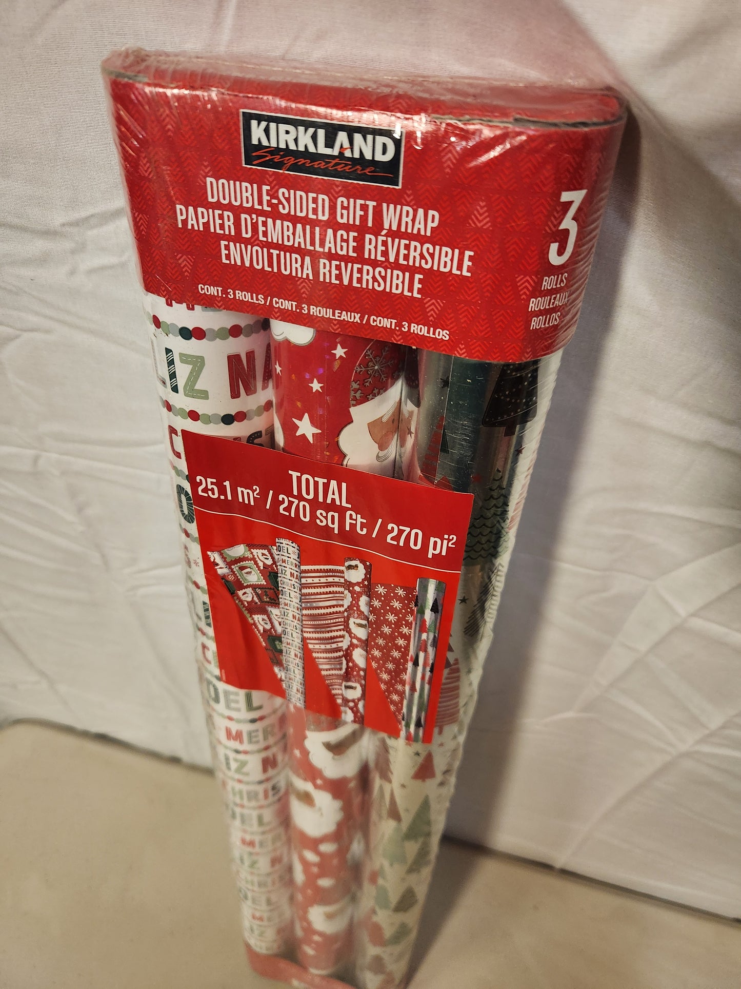 🎅 Double-Sided Christmas Gift Wrap - 3 Rolls, 270 sq ft! 🎄