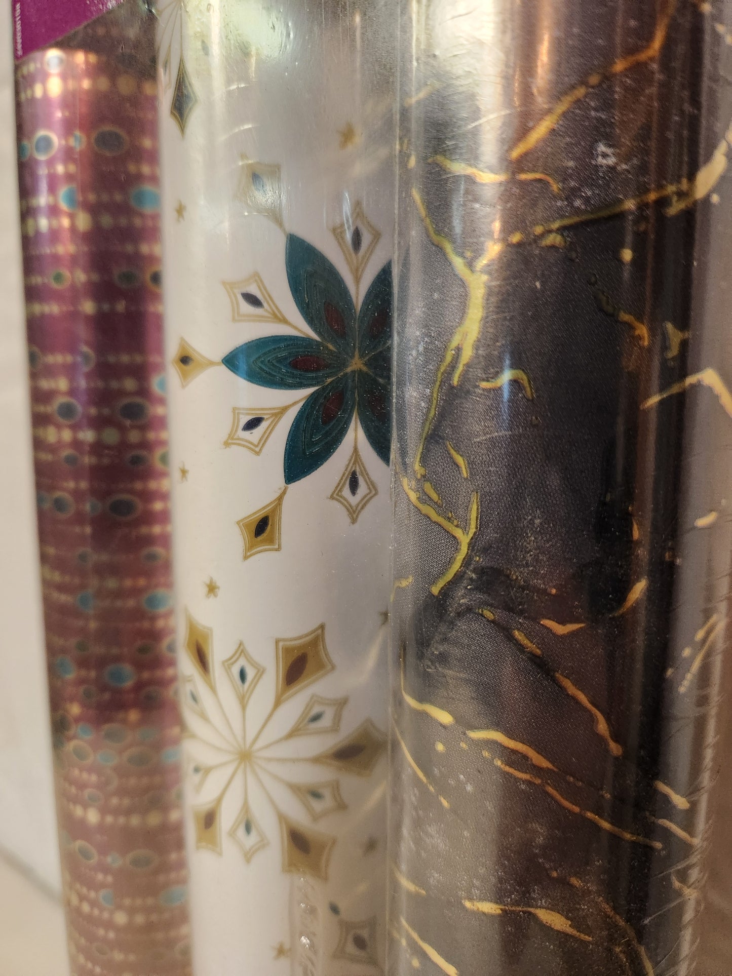 🎅 Kirkland Signature Double-Sided Christmas Gift Wrap - 3 Rolls, 270 sq ft!