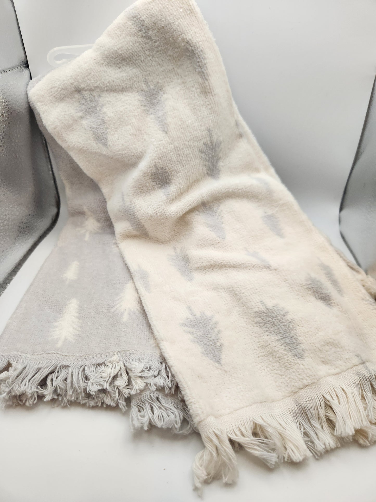 🎄 Festive Holiday Dish Towel Collection - Set of 2 Christmas Kitchen Towels