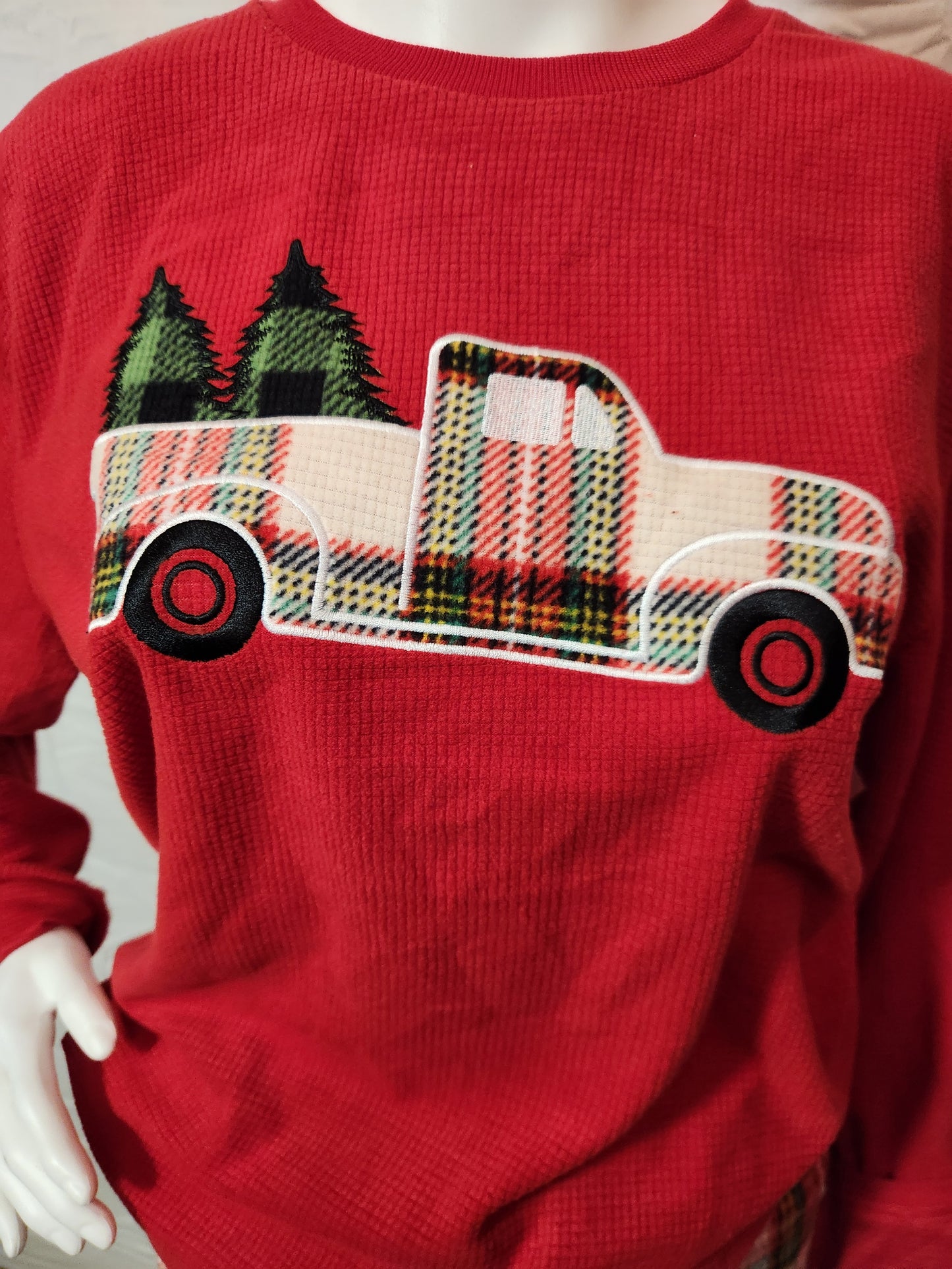 🎄 NWT Christmas Plaid Truck Pajama Set - Red Top & Flannel Bottoms