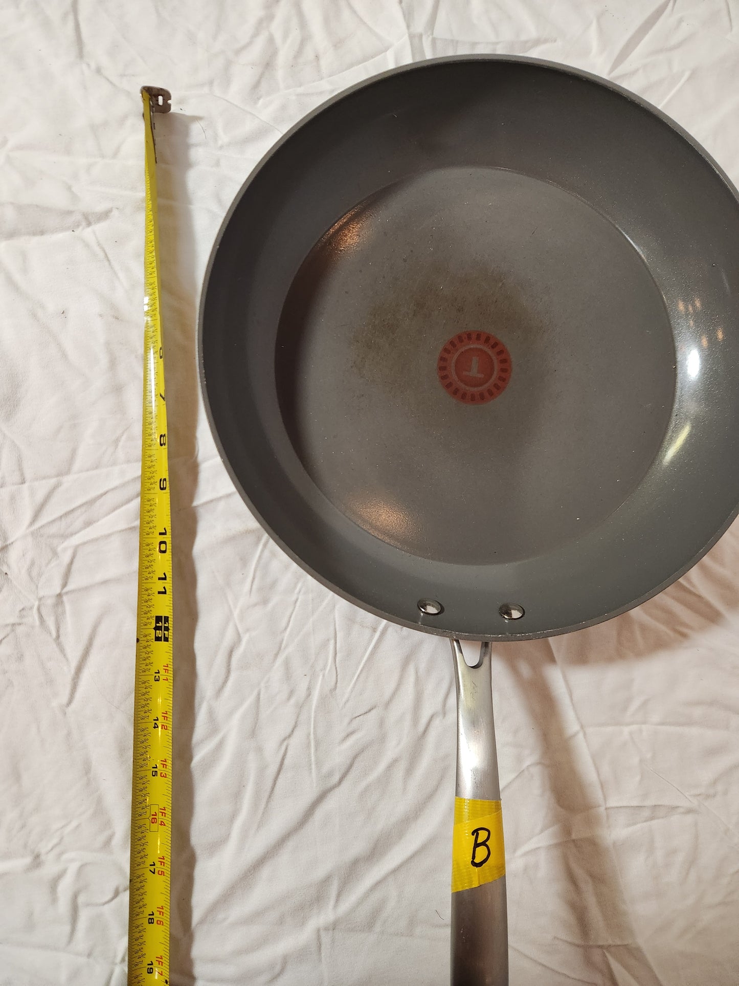 Lightly Used Mixed Lot Pots & Pans – Nonstick