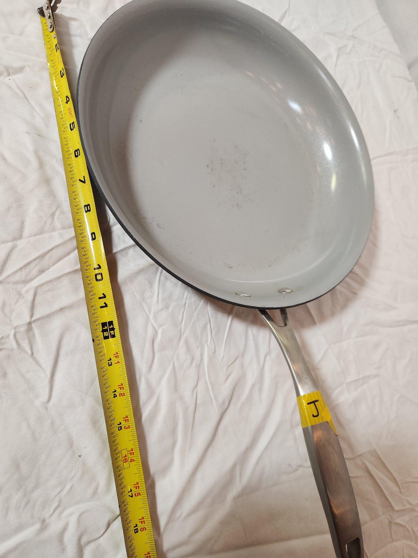 Lightly Used Mixed Lot Pots & Pans – Nonstick