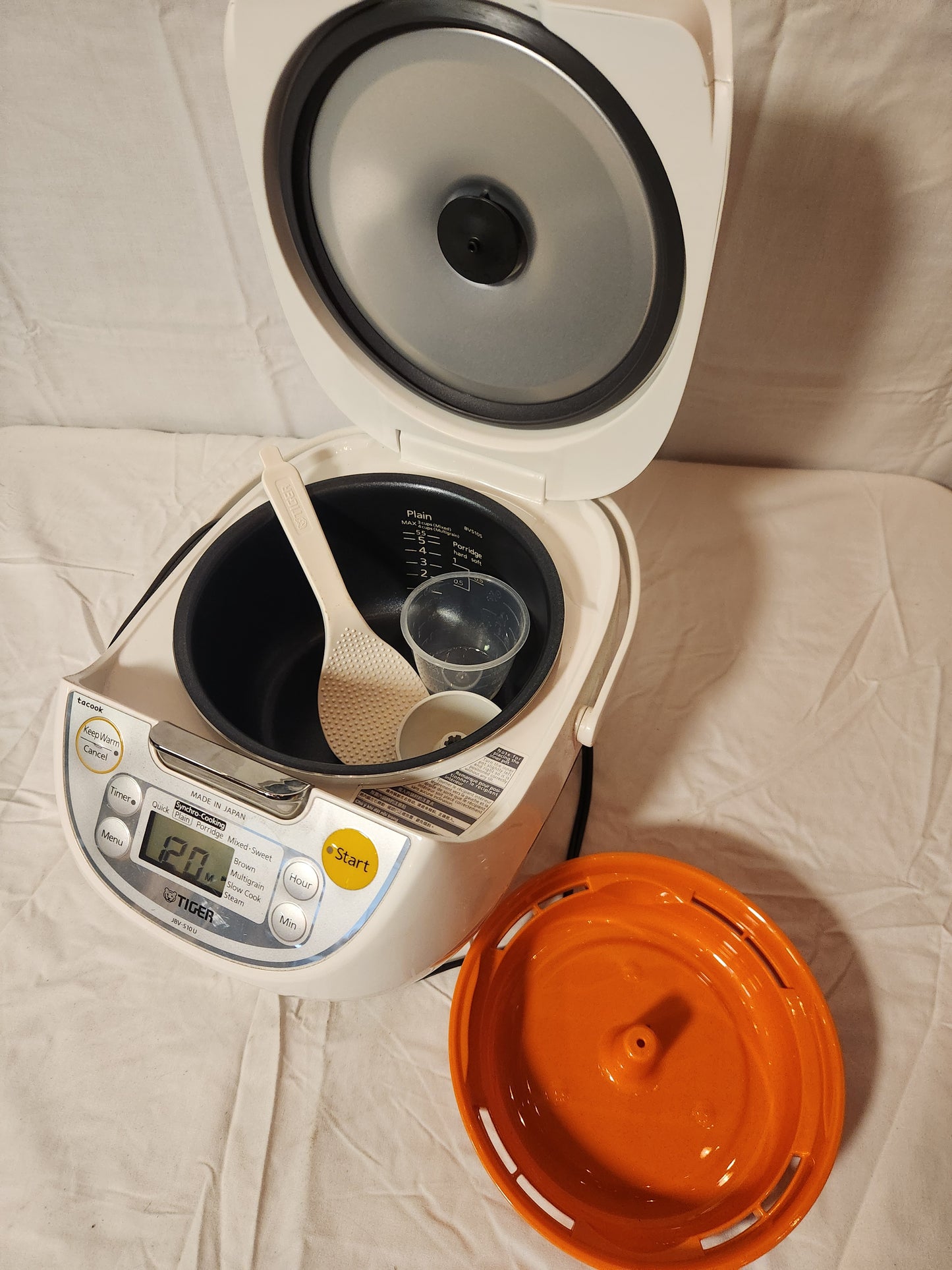 Tiger Rice Cooker (New)